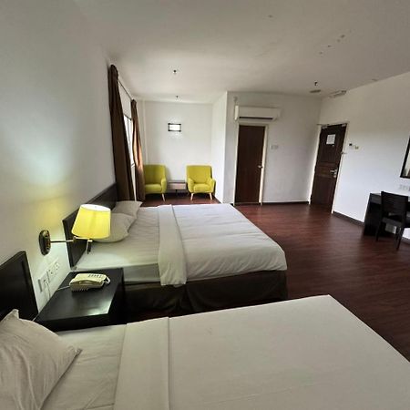 Hotel Pandan Johor Bahru Exterior photo