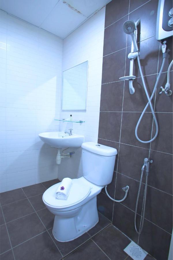 Hotel Pandan Johor Bahru Exterior photo