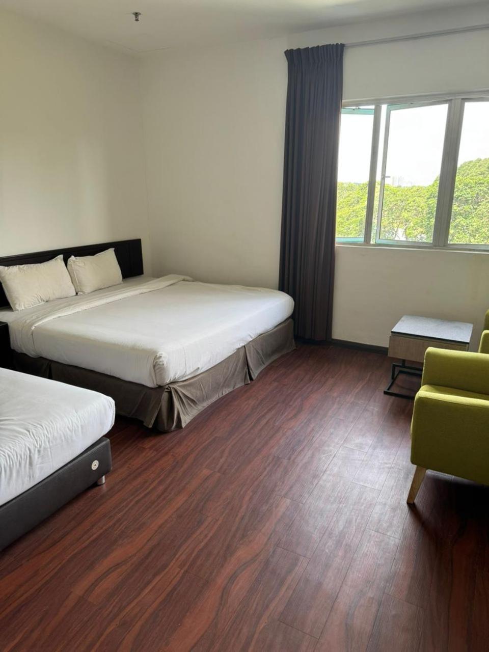Hotel Pandan Johor Bahru Exterior photo